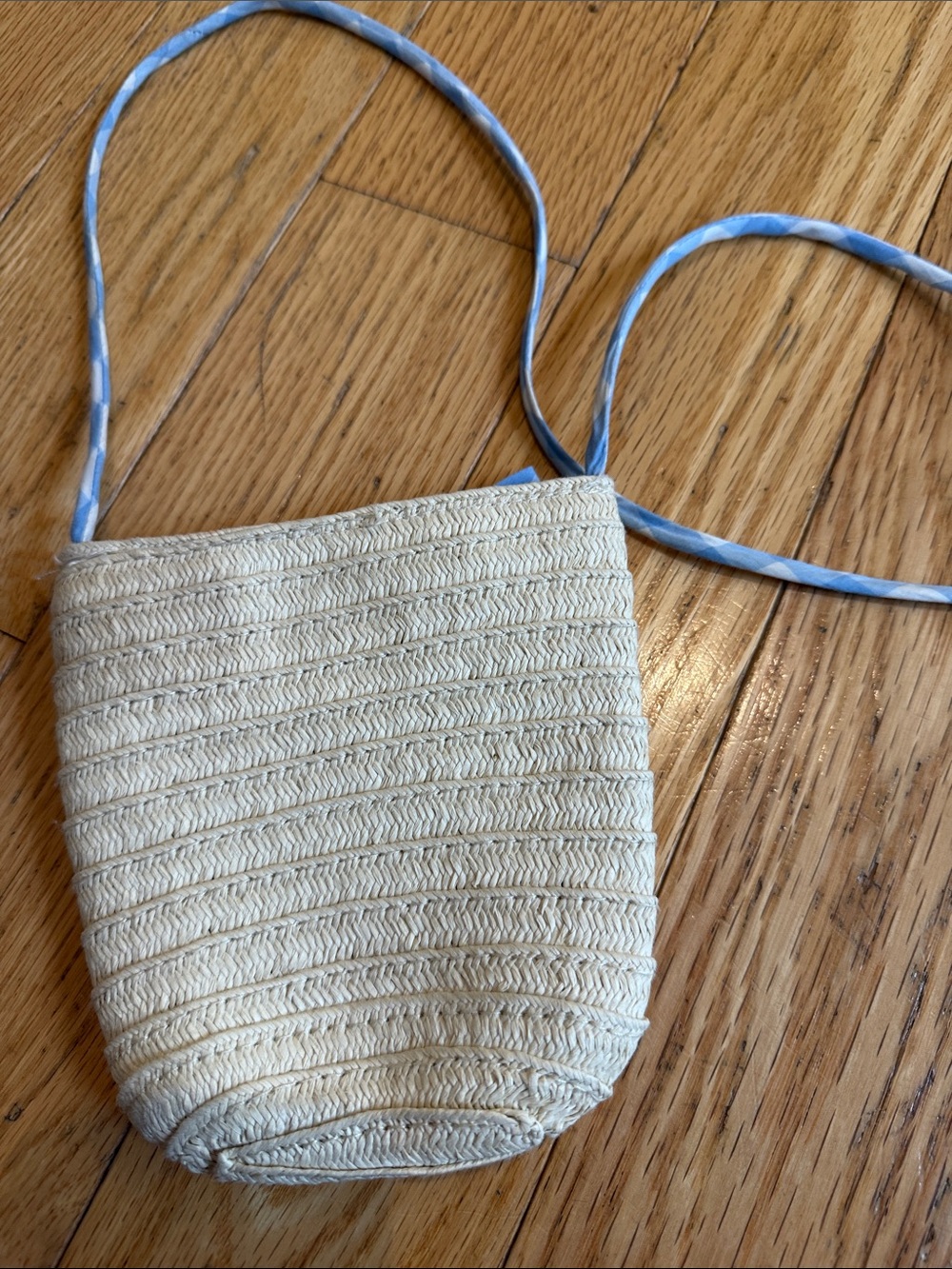 Kids Straw Crossbody Bag with Blue Bow - Picture 2 of 3